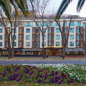 Dosso Dossi & Downtown Hotel